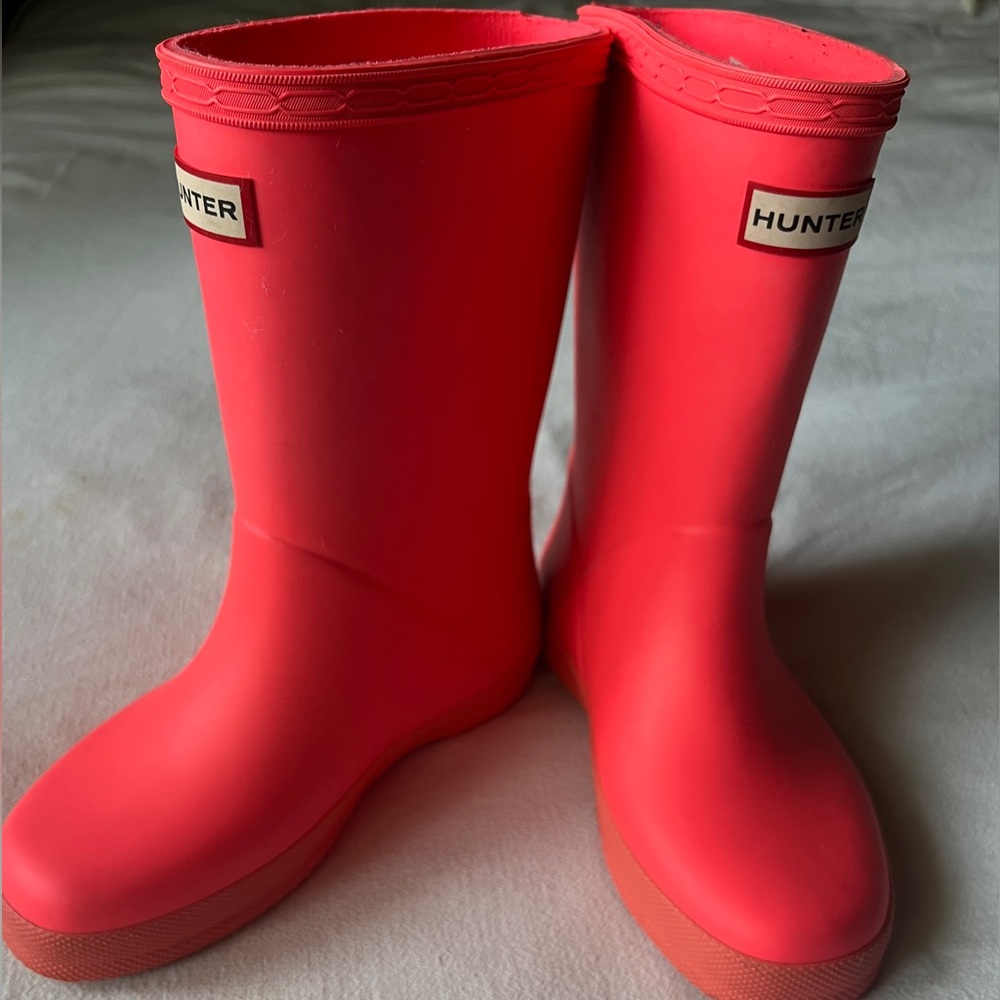 LIKE NEW! Bright Pink/Neon Coral Hunter Rain Boots